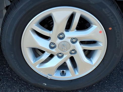 New 2026 Hyundai Venue SE image 5