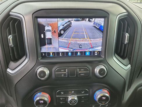 Used 2022 GMC Sierra 2500 Denali image 35