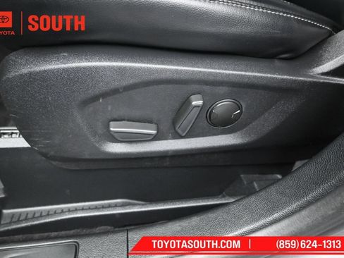 Used 2024 Ford Edge SEL AWD/4WD image 21