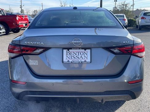 Used 2024 Nissan Sentra SV image 4