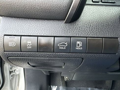 Used 2024 Toyota Camry SE w/ Convenience Package image 29