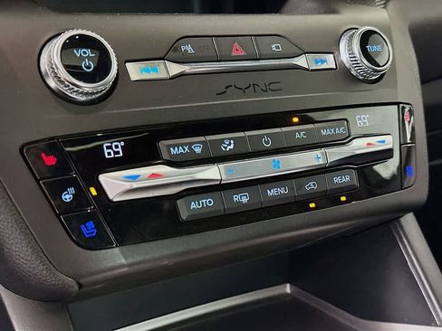 Used 2020 Ford Explorer ST image 18