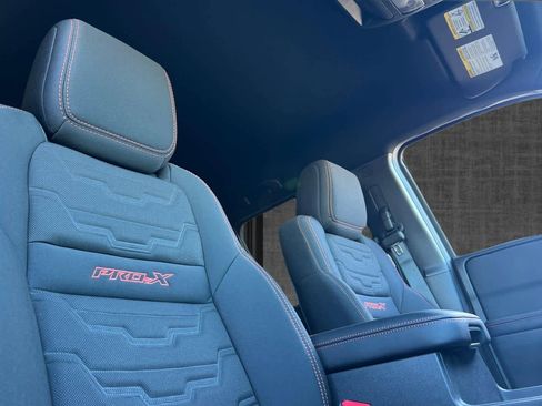 New 2025 Nissan Frontier Pro-X image 17