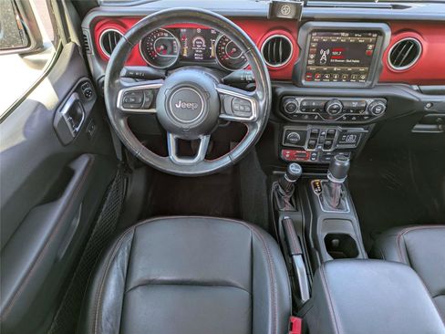Used 2020 Jeep Gladiator Rubicon AWD/4WD image 18