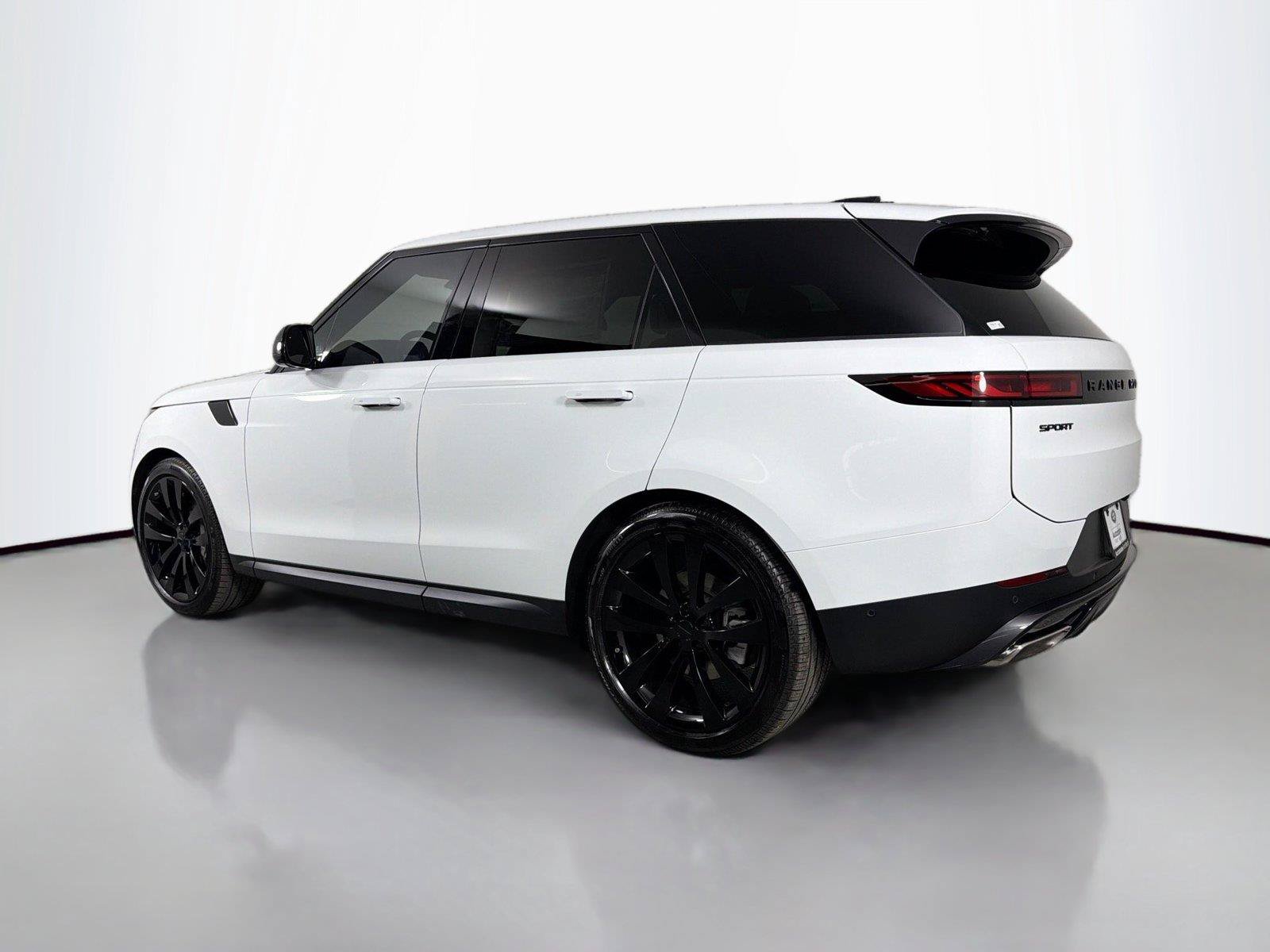 Certified 2026 Land Rover Range Rover Sport SE AWD/4WD image 7