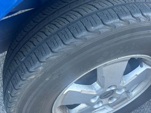 Used 2012 Ford Escape XLT image 7