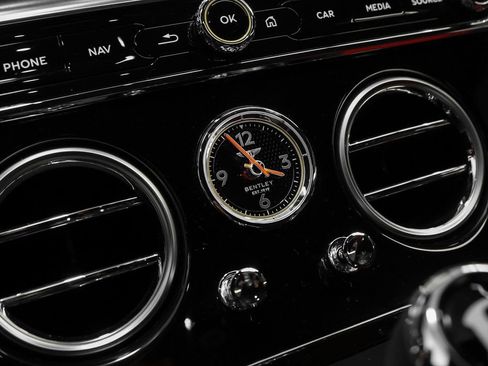 Used 2022 Bentley Continental GT image 61
