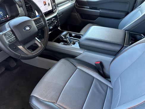 Used 2025 Ford F150 Lariat AWD/4WD image 5