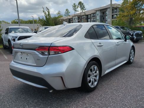 Used 2021 Toyota Corolla LE FWD image 6