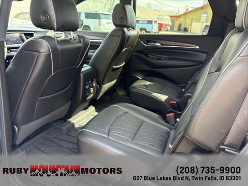 Used 2024 Buick Enclave Avenir w/ Avenir Technology Package AWD/4WD image 26