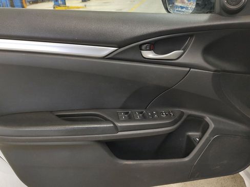 Used 2019 Honda Civic Sport image 16