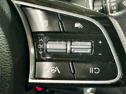 Used 2023 Kia Forte LXS w/ LXS Technology Package image 10