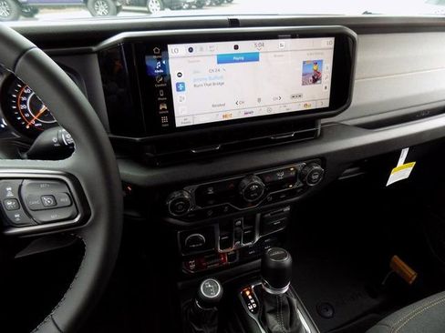 New 2026 Jeep Gladiator Willys image 25