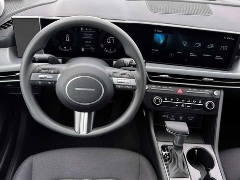 New 2026 Hyundai Sonata SE image 17