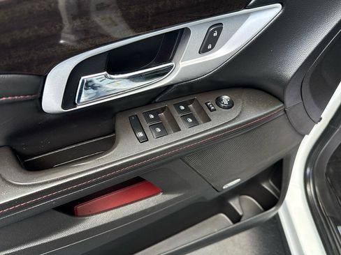 Used 2015 GMC Terrain Denali AWD/4WD image 9