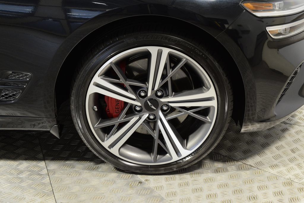 Used 2025 Genesis G70 3.3T Advanced AWD/4WD image 37