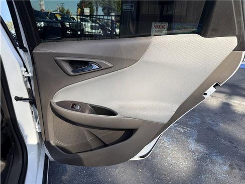 Used 2018 Chevrolet Malibu LS image 23