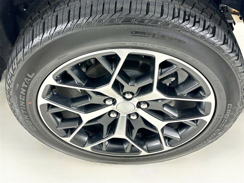 Used 2025 Jeep Grand Cherokee Summit image 34