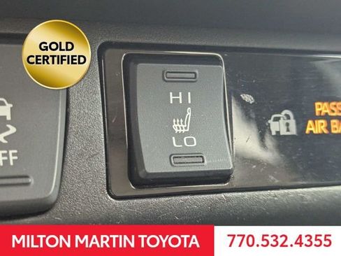 Used 2023 Toyota RAV4 XLE Premium FWD image 23