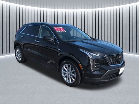 Used 2023 Cadillac XT4 Luxury w/ Cold Weather Package AWD/4WD image 1