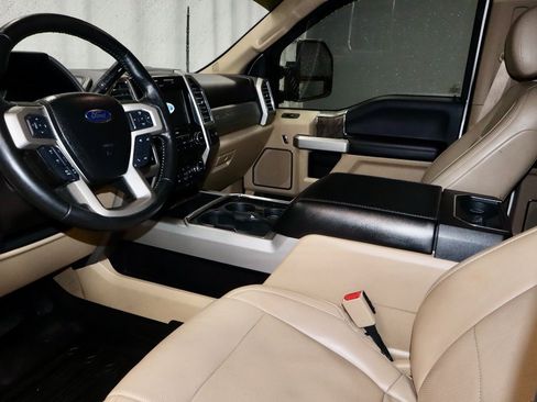 Used 2017 Ford F250 Lariat w/ Lariat Ultimate Package image 23