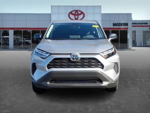New 2025 Toyota RAV4 LE image 2