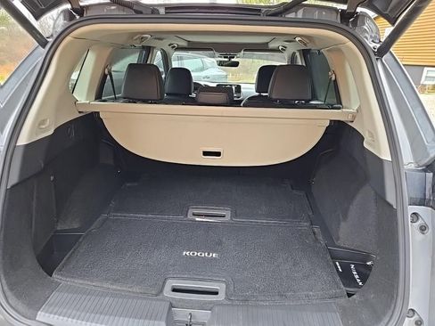 Certified 2023 Nissan Rogue SL w/ SL Premium Package image 16