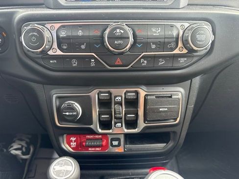 Certified 2020 Jeep Wrangler Unlimited Rubicon image 26