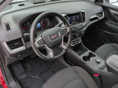 Used 2024 GMC Terrain SLE w/ Driver Convenience Package