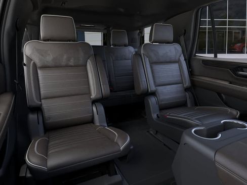 New 2026 GMC Yukon Denali Ultimate AWD/4WD image 17