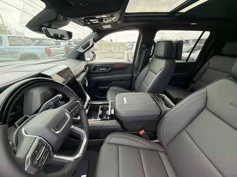 New 2026 GMC Yukon XL Denali image 17