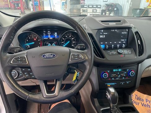 Used 2018 Ford Escape SEL FWD image 9