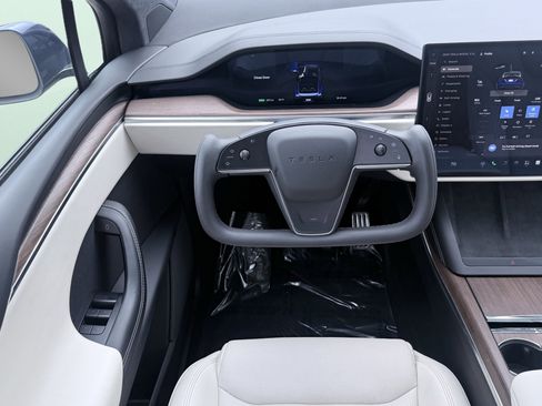 Used 2023 Tesla Model X AWD/4WD image 69