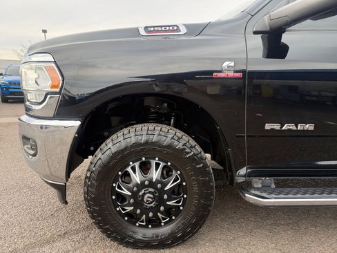 Used 2022 RAM 3500 Big Horn w/ Max Tow Package image 10