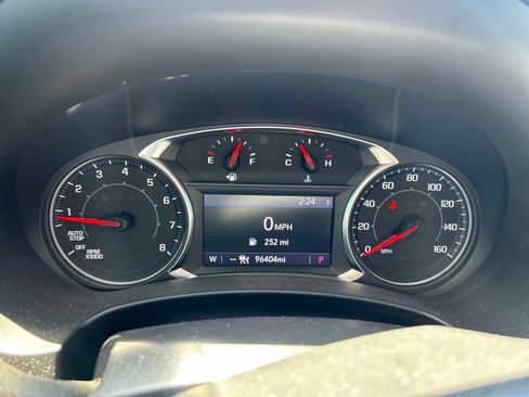 Used 2023 GMC Terrain AT4 AWD/4WD image 12
