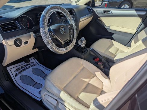 Used 2018 Volkswagen Jetta SE image 13