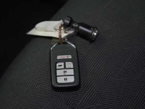 Used 2022 Honda Pilot Special Edition image 18