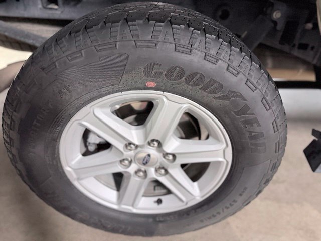 Used 2025 Ford F150 Lariat AWD/4WD image 10