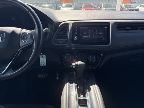Used 2021 Honda HR-V Sport image 17