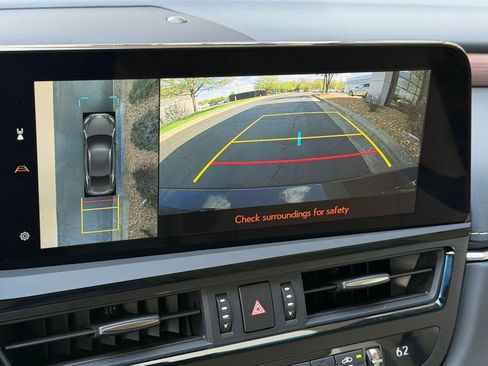 Certified 2025 Lexus ES 300h Ultra Luxury w/ Accessory Package (Z1) FWD image 36