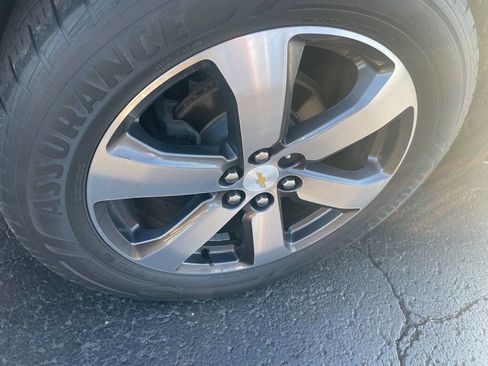 Used 2018 Chevrolet Traverse LT image 6