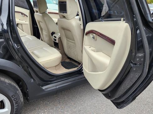 Used 2008 Volvo XC70 3.2 image 30