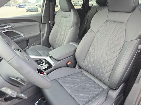 New 2026 Audi SQ5 Premium Plus image 15