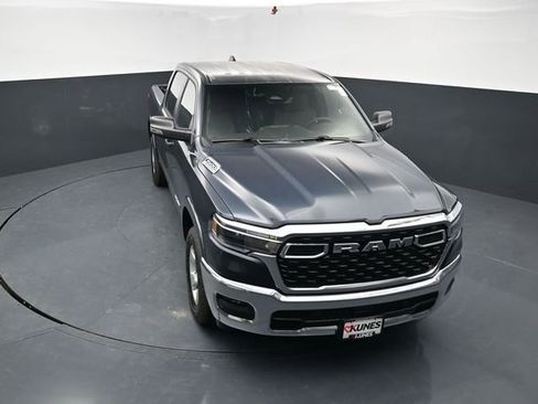 New 2026 RAM 1500 4x4 Crew Cab image 39