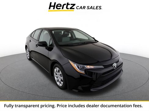 Used 2025 Toyota Corolla LE FWD image 1