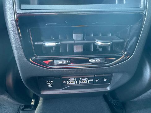 Used 2024 Jeep Grand Cherokee Limited 4xe image 7