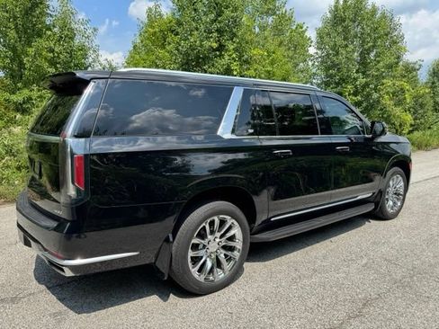 Used 2021 Cadillac Escalade ESV Premium Luxury w/ LPO, Radiant Package AWD/4WD image 5