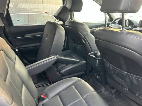 Used 2022 Kia Telluride EX w/ EX Premium Package AWD/4WD image 11
