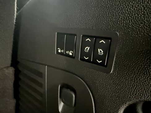 Used 2017 Chevrolet Tahoe Premier image 33