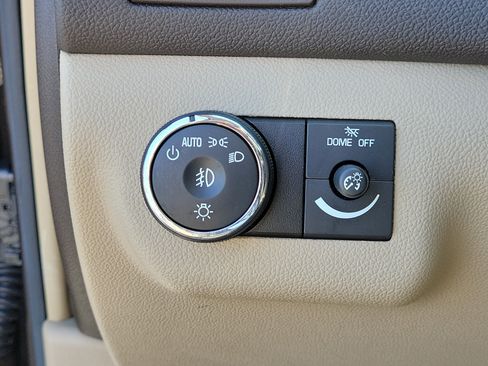 Used 2010 Buick Enclave CXL w/ Trailering Provision Package image 34